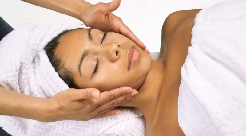 cách massage mặt chuyên nghiệp